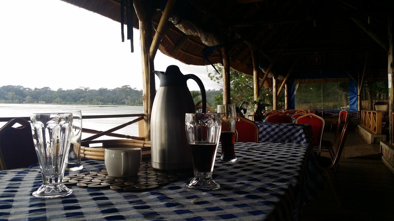 The Palms Beach Hotel And Restaurant Limited Entebbe Exterior foto